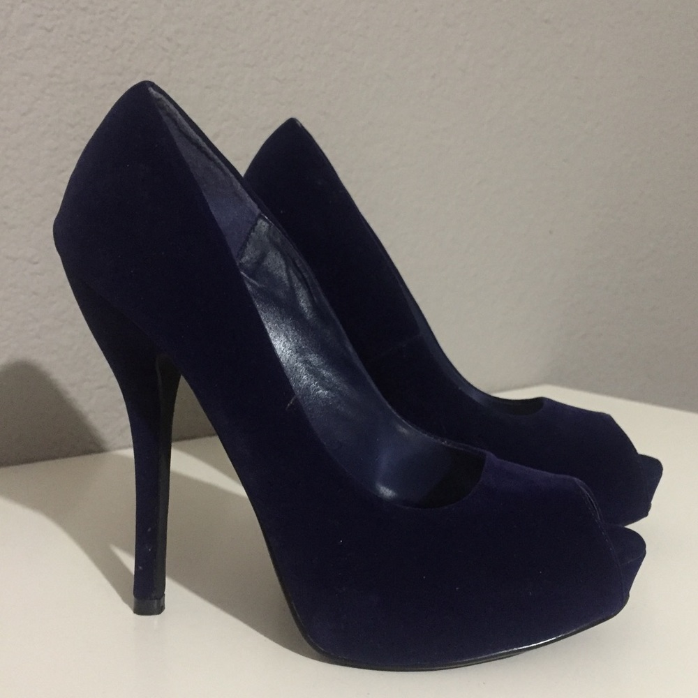 Qupid Velvet Peep Toe Heels Sz 8.5